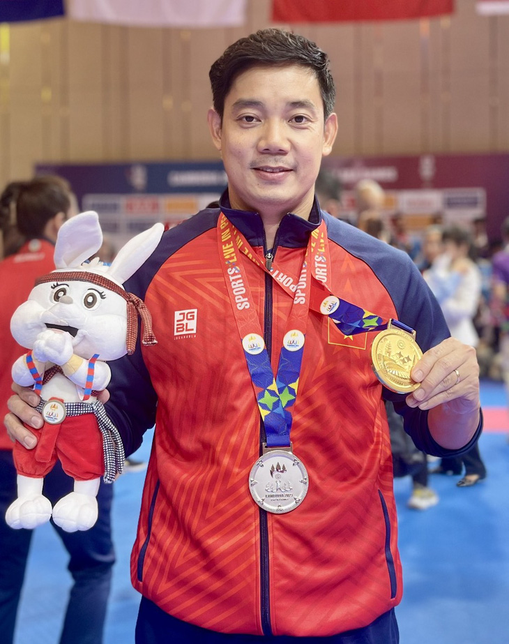 Giáo viên thể dục ở TP.HCM đoạt 2 huy chương tại SEA Games 32